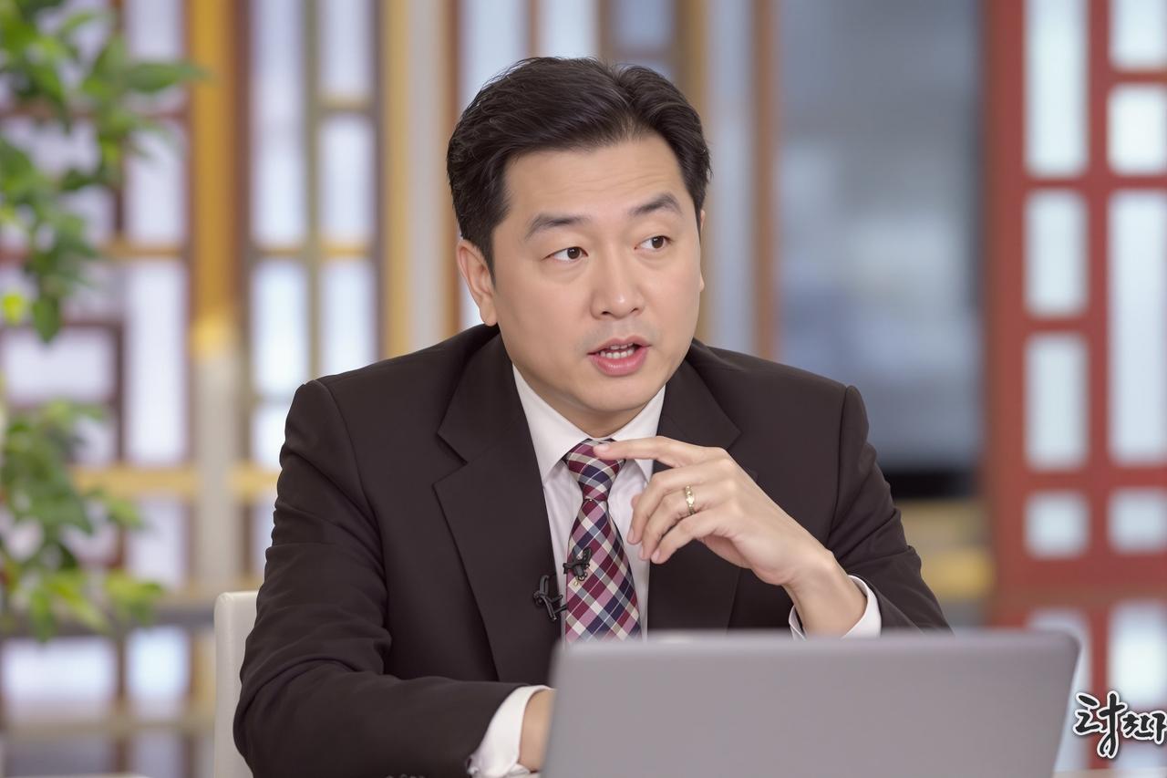 黑料吃瓜网 - 某知名主持人被曝收受巨额礼品，内部人士提供详细账单